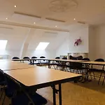 The Originals Boutique, Hotel Le Lion D\'Or, Fougeres Ouest 